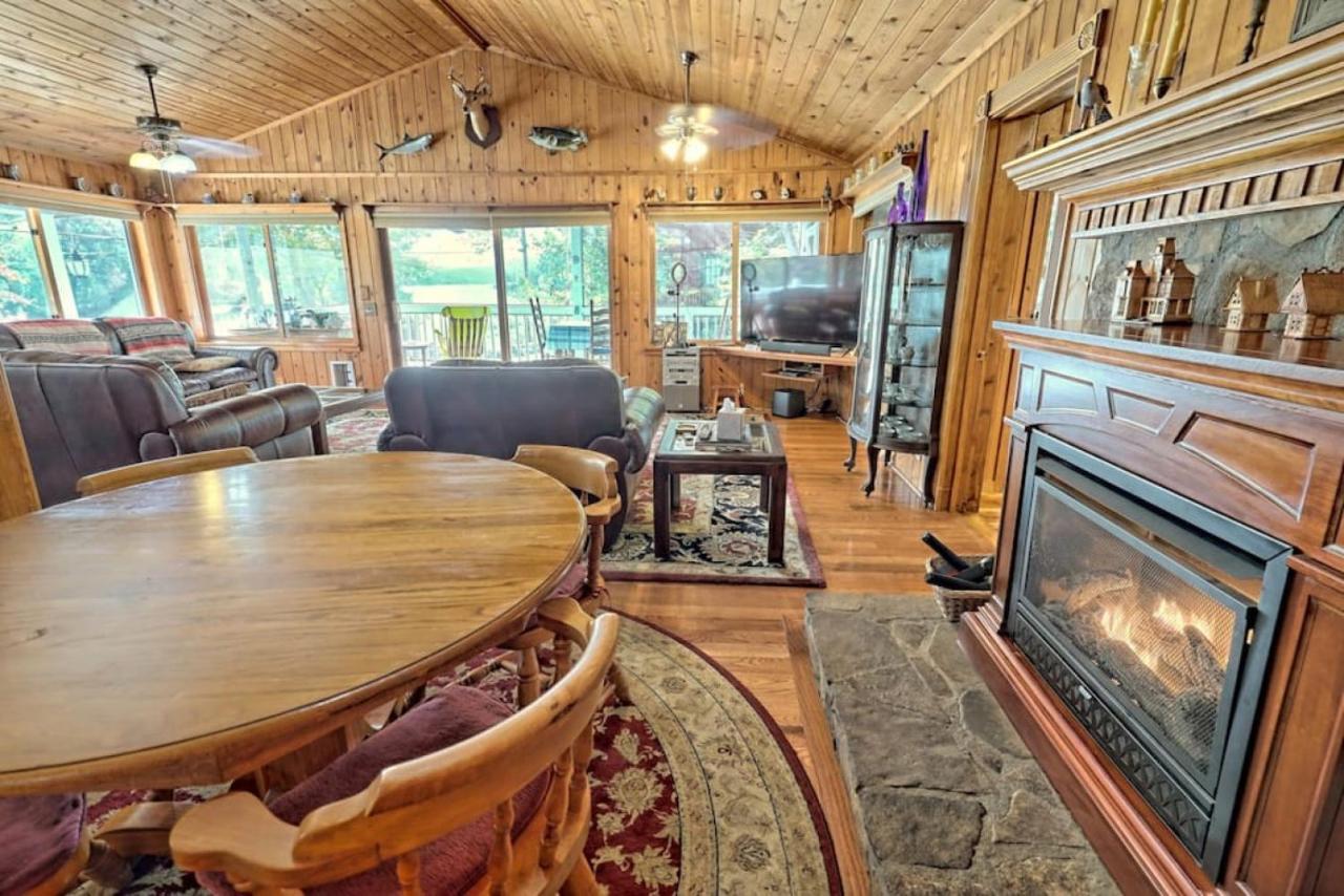 Tibors Landing On Lake Burton Clayton Exterior photo