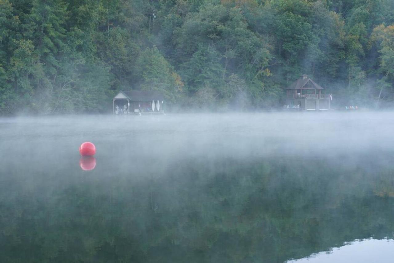 Tibors Landing On Lake Burton Clayton Exterior photo